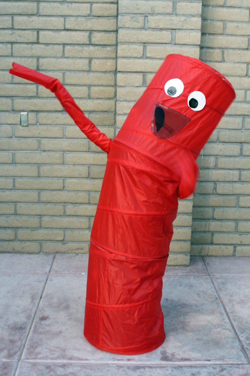 50+ DIY Halloween Costumes Halloween is upon us and that means trying to figure out Halloween Costumes! We have rounded up more than 50 DIY Halloween Costumes that are simple to throw together and absolutely adorable!