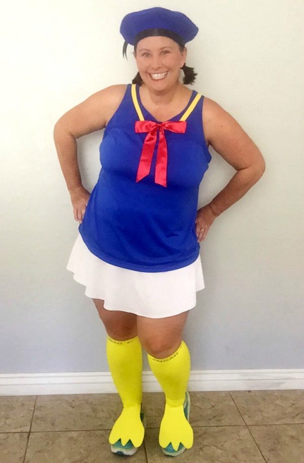 50+ DIY Halloween Costumes Halloween is upon us and that means trying to figure out Halloween Costumes! We have rounded up more than 50 DIY Halloween Costumes that are simple to throw together and absolutely adorable!
