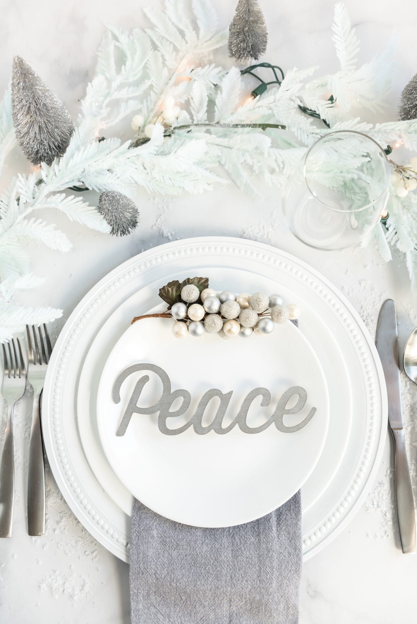 The Best DIY Christmas Place Cards