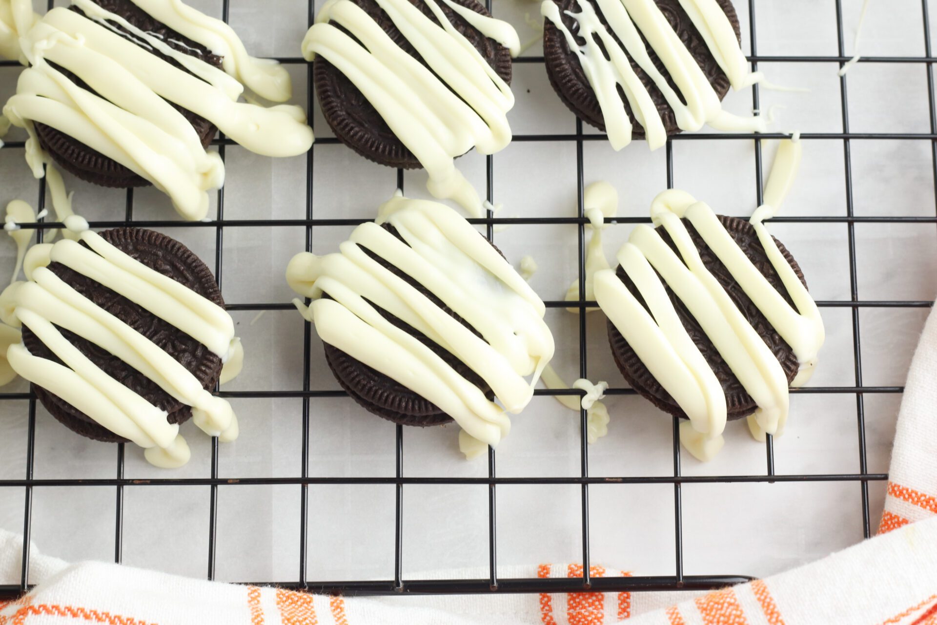 Mummy Oreos [Ready in 20 Minutes] Confessions of Parenting Fun Games