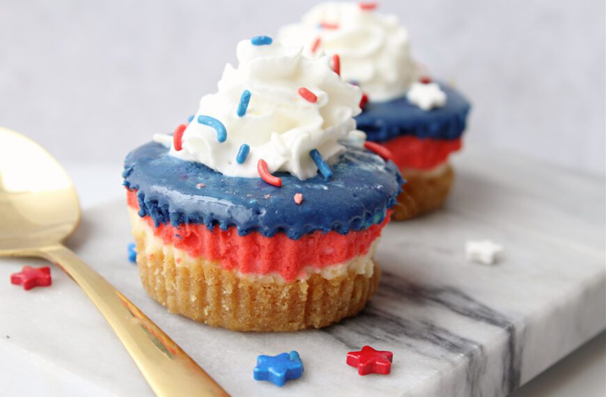 Easy to Make Patriotic Mini Cheesecakes