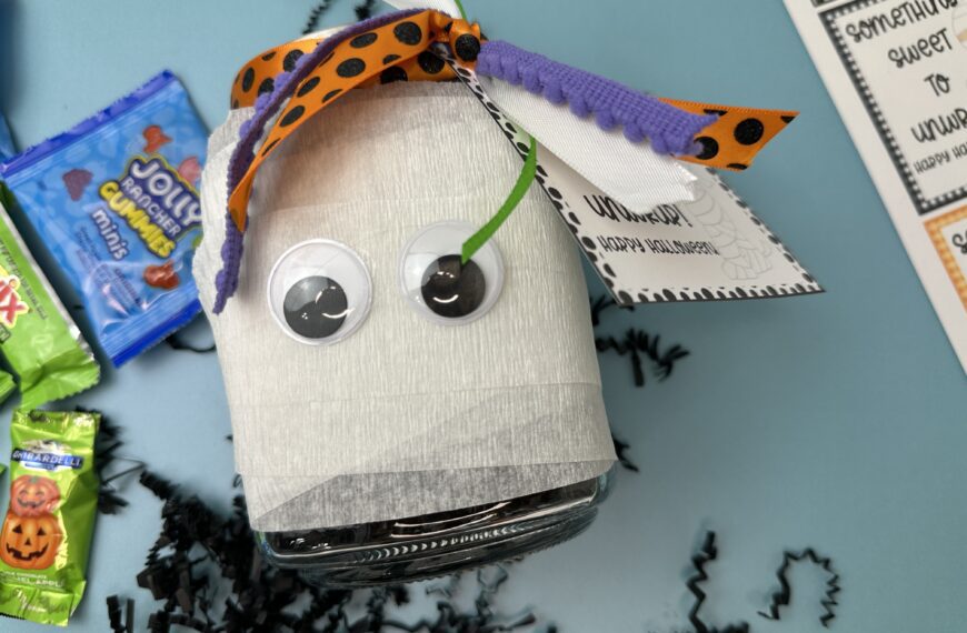 Something Sweet to Unwrap Printable Halloween Gift Tags
